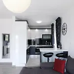 Marina, No 2 *