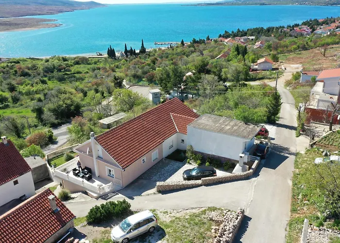 アパート Marina, No 2